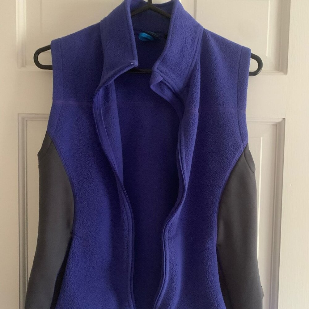 Eastern Mountain Sports Blue Black Zipped Pockets Fleece Vest Sz Small